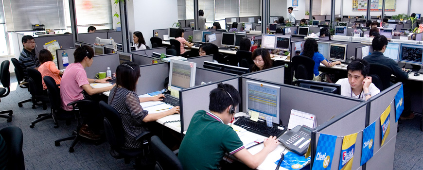 filipino call center agents